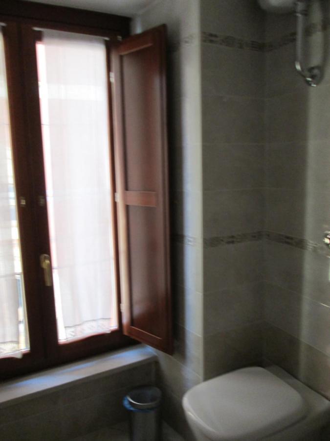 B&B Regina Margherita ลาควิลา ภายนอก รูปภาพ