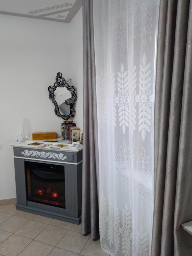 B&B Regina Margherita ลาควิลา ภายนอก รูปภาพ
