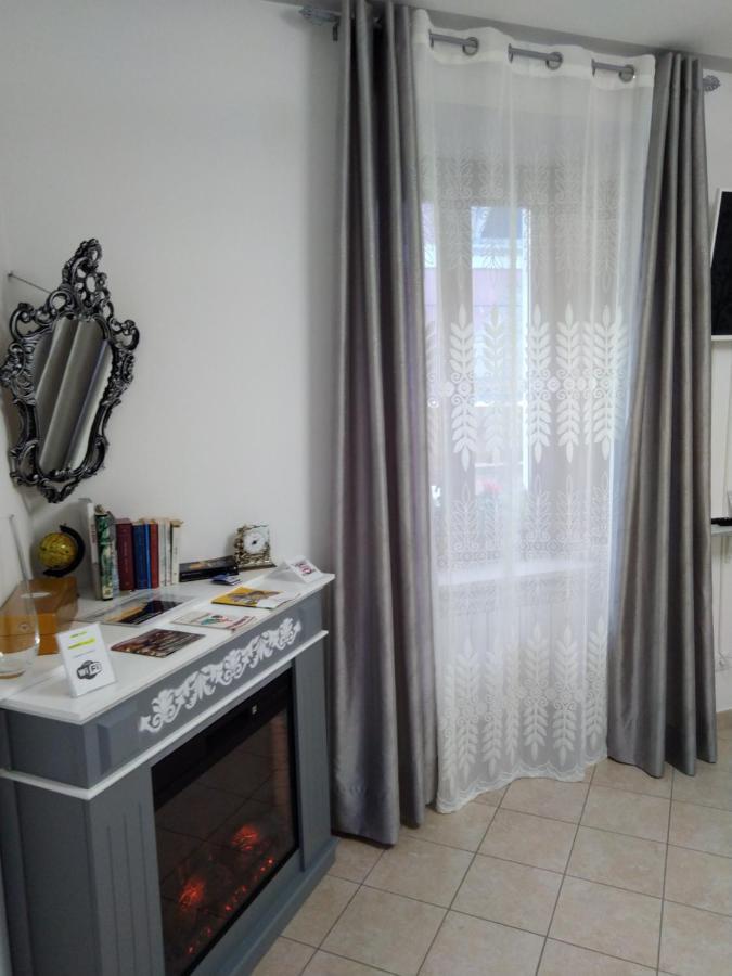 B&B Regina Margherita ลาควิลา ภายนอก รูปภาพ