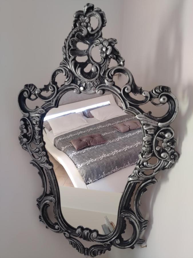 B&B Regina Margherita ลาควิลา ภายนอก รูปภาพ